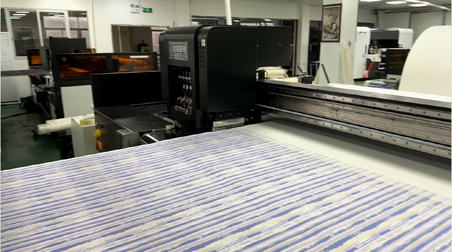 針織物(wu)數碼印(yin)花打印(yin)完畢後(hou)圖案變(bian)形怎麽(me)辦?