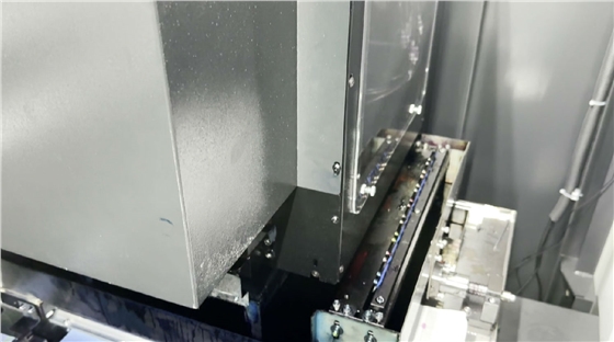 爲(wei)什麽數(shu)碼印花(hua)機清洗(xi)噴頭不(bu)出廢墨(mo)?