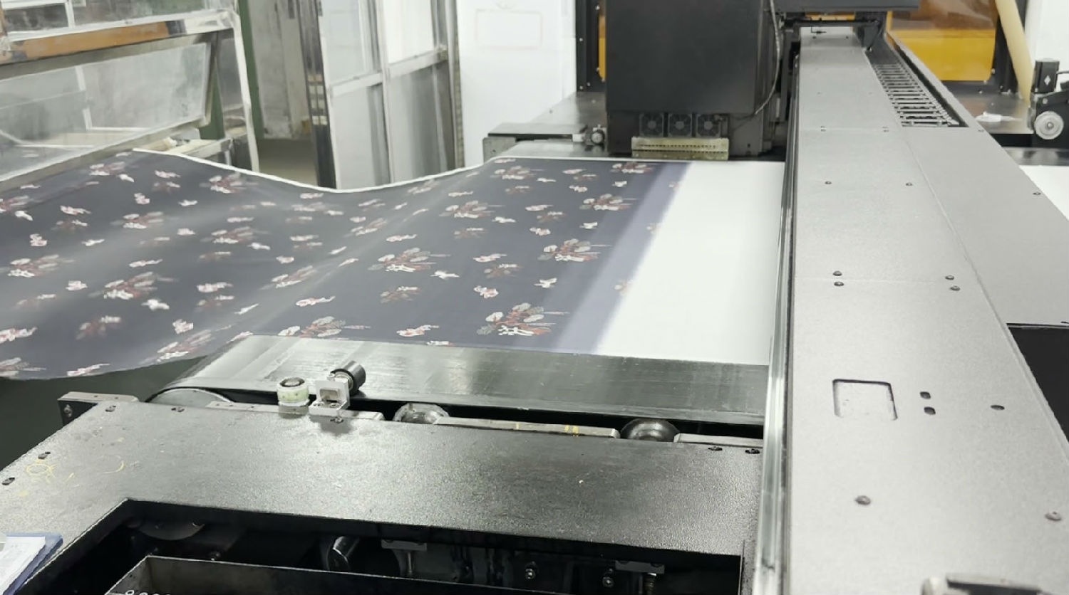 數碼印(yin)花機步進(jin)校準的步(bu)驟