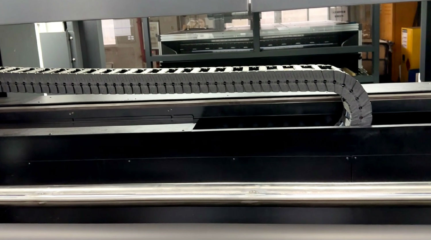 如何判(pan)斷數碼印(yin)花機的導(dao)軌是否需(xu)要更換？